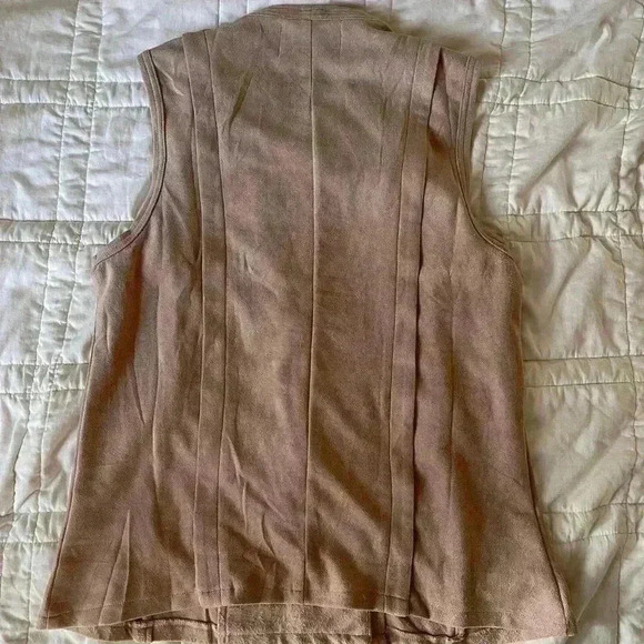 Ethereal Los Angeles beige faux suede zip up vest Large - Picture 4 of 4